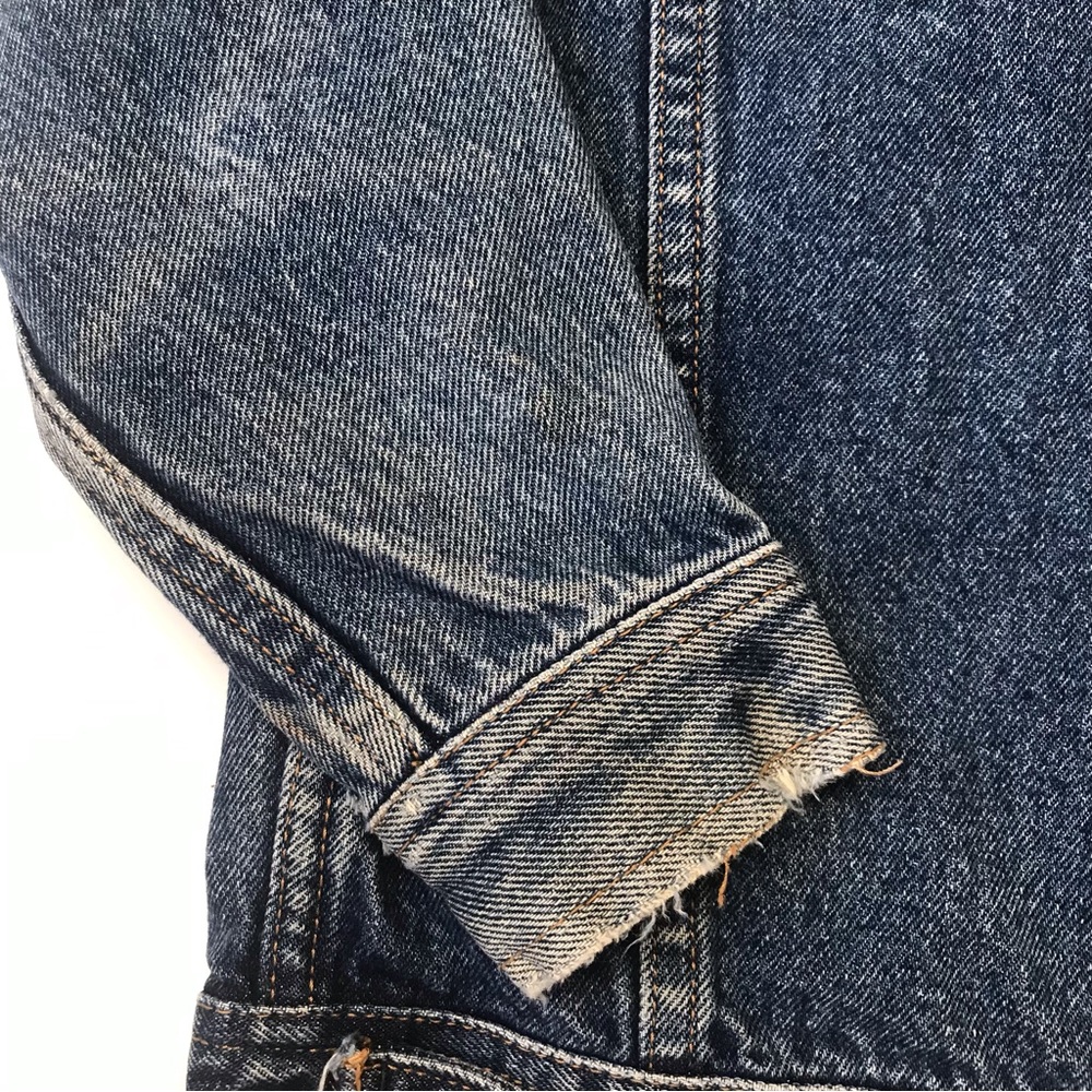 Vintage Gap Jean Jacket, Size 4 (XS). - Picture 4 of 6